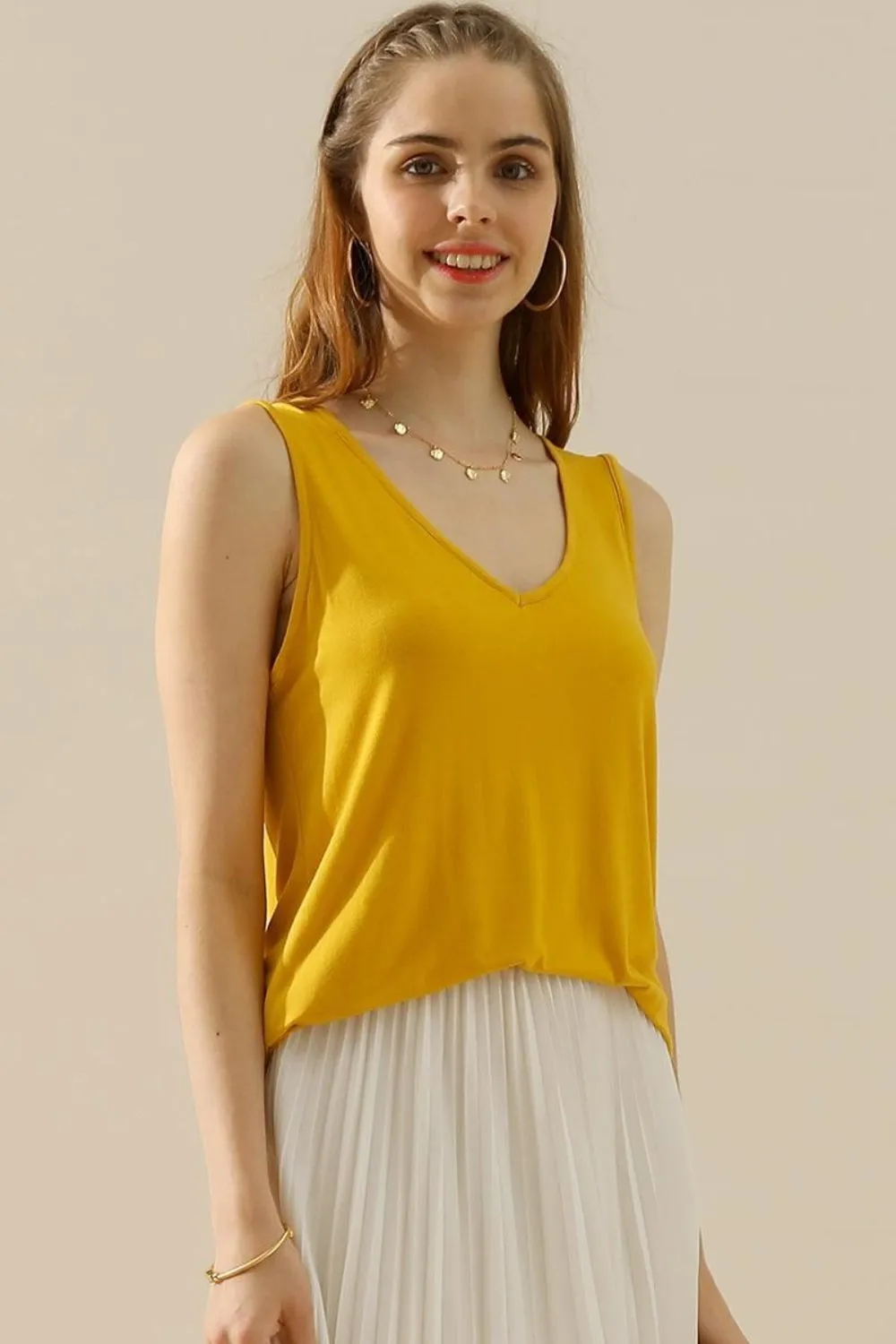 Full Size V-Neck Curved Hem Tank