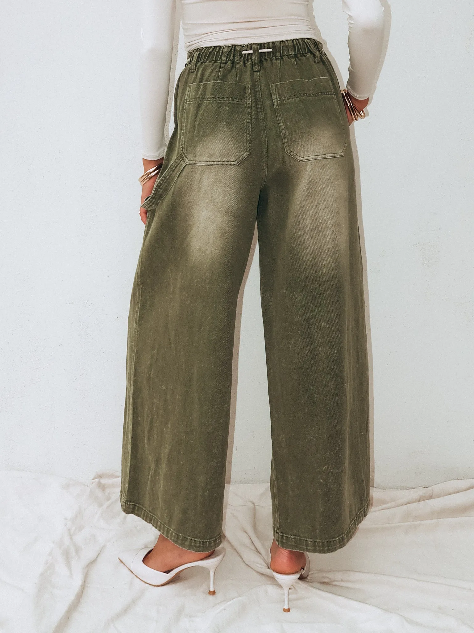 Nalai Drawstring Pants in Olive - Final Sale